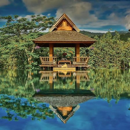 Howie'S Homestay Mae Rim Buitenkant foto